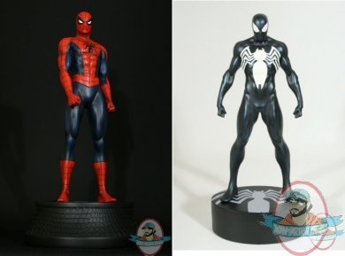 Spider-Man Red & Black Museum Statues Set of 2 by Bowen Designs