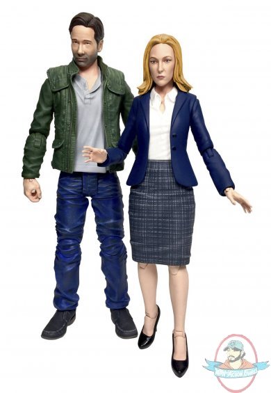 X-Files 2016 Select Set of 2 Action Figures by Diamond Select