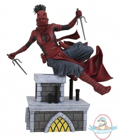Marvel Gallery Comic Elektra as Daredevil Statue by Diamond Select