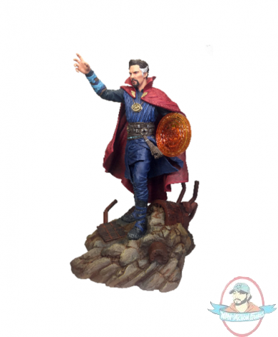 Marvel Gallery Avengers 3 Dr. Strange PVC Statue by Diamond Select