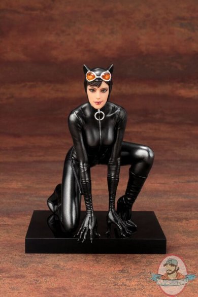 1/10 Scale Dc Comics Catwoman Artfx+ Statue by Kotobukiya