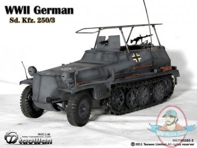1:6 Vehicle WWII German Sd. Kfz. 250/3 Communication Vehicle