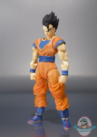 S.H. Figuarts Ultimate Gohan "Dragon Ball Z" Figure by Bandai