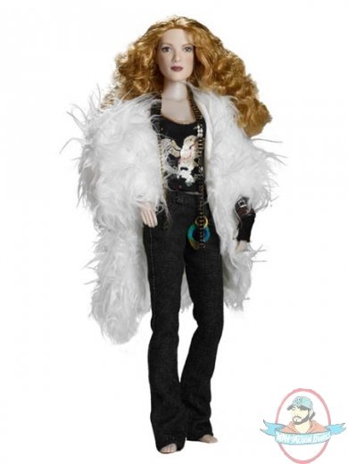 TONNER TWILIGHT 17" inch Victoria Doll Limited Edition 