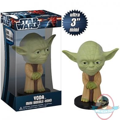 Star Wars Yoda Ultra Mini Bobble Head by Funko