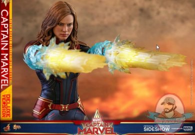 2019_02_27_15_30_06_marvel_captain_marvel_deluxe_version_sixth_scale_figure_by_hot_toys_sideshow_.jpg