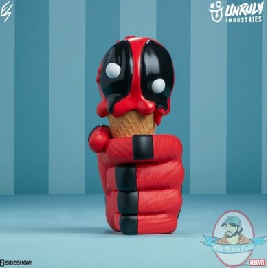 2019_06_18_16_25_10_https_www.sideshow.com_storage_product_images_700054_deadpool_one_scoops_marve.jpg