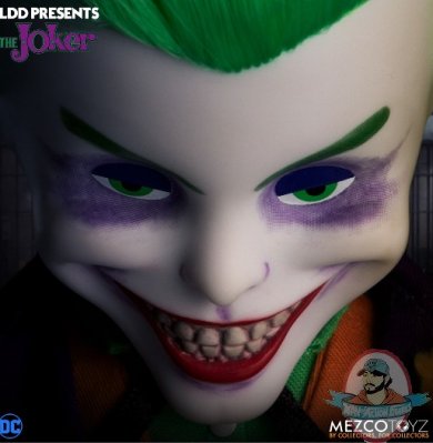 2019_09_30_21_53_27_ldd_presents_dc_universe_joker_mezco_toyz_internet_explorer.jpg