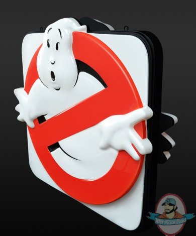 2019_10_11_18_10_13_https_www.sideshow.com_storage_product_images_905340_ghostbusters_firehouse_si.jpg