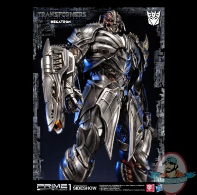 2019_10_29_17_46_30_transformers_megatron_statue_by_prime_1_studio_sideshow_collectibles_interne.jpg