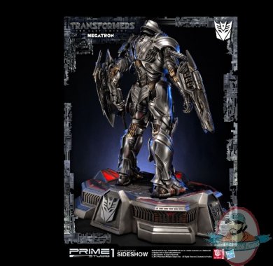 2019_10_29_17_47_47_transformers_megatron_statue_by_prime_1_studio_sideshow_collectibles_interne.jpg
