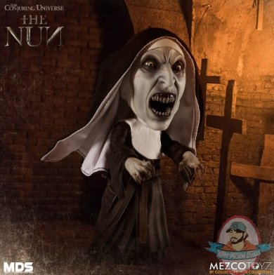 2019_10_30_15_40_11_mezco_designer_series_the_nun_mezco_toyz_internet_explorer.jpg