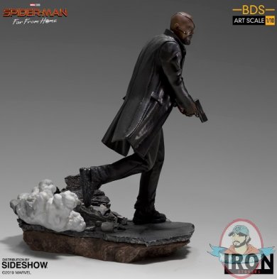 2019_12_20_13_04_38_nick_fury_art_scale_statue_by_iron_studios_sideshow_collectibles_internet_ex.jpg