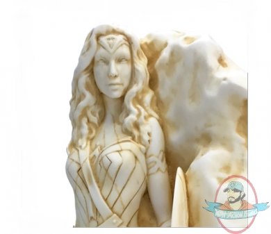 2020_04_09_12_09_04_dc_comics_neo_classical_wonder_woman_marble_finish_fine_art_statue_internet_.jpg