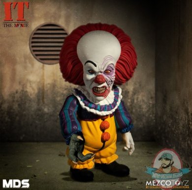 2020_08_07_15_50_31_mezco_designer_series_it_1990_deluxe_pennywise_mezco_toyz_internet_explor.jpg