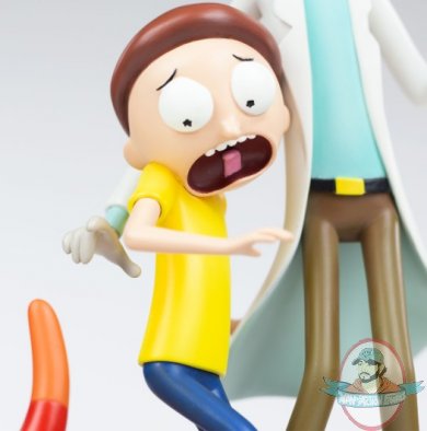 rick and morty mondo statue