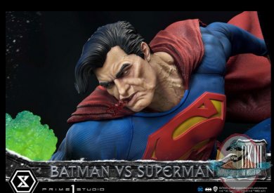 2021_05_24_10_15_29_batman_versus_superman_statue_by_prime_1_studio_sideshow_collectibles.jpg