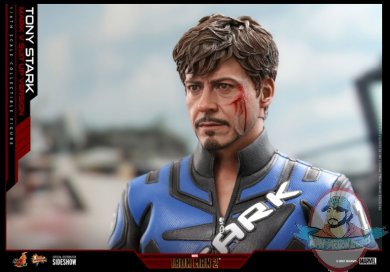 2021_06_28_08_01_19_tony_stark_mark_v_suit_up_version_sixth_scale_collectible_figure_by_hot_toys_.jpg