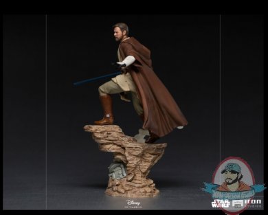 2021_07_15_21_22_13_star_wars_obi_wan_kenobi_1_10_scale_statue_by_iron_studios_sideshow_collectibl.jpg