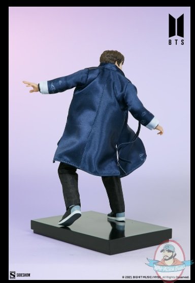 2021_07_28_09_44_50_jung_kook_bts_idol_collection_deluxe_statue_sideshow_collectibles.jpg