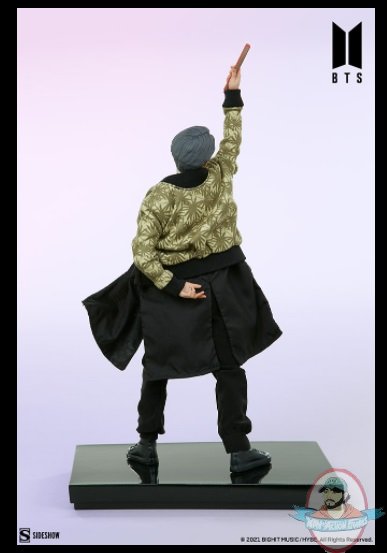 2021_07_28_10_01_12_jimin_bts_idol_collection_deluxe_statue_sideshow_collectibles.jpg