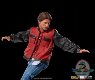 2021_07_28_11_37_09_marty_mcfly_on_hoverboard_1_10_scale_statue_by_iron_studios_sideshow_collectib.jpg