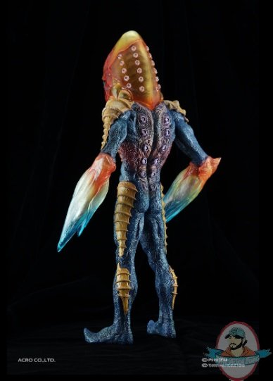 2021_07_28_22_07_34_alien_metron_statue_sideshow_collectibles.jpg