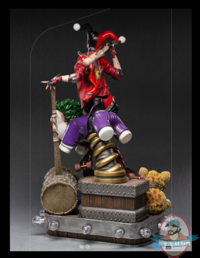 2021_07_28_22_28_14_harley_quinn_1_3_statue_by_iron_studios_sideshow_collectibles.png