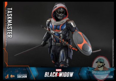 2021_07_28_22_41_07_taskmaster_sixth_scale_figure_by_hot_toys_sideshow_collectibles.jpg