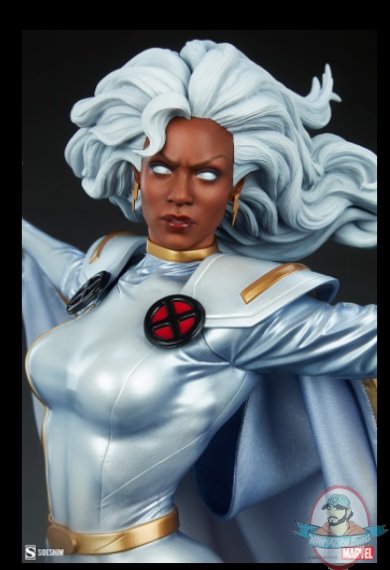 2021_07_29_09_57_41_storm_premium_format_figure_by_sideshow_collectibles_sideshow_collectibles.jpg