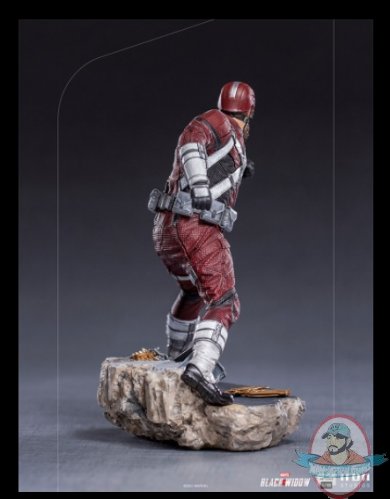2021_08_02_07_26_22_red_guardian_1_10_bds_art_scale_statue_by_iron_studios_sideshow_collectibles.jpg