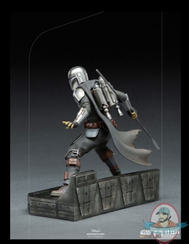 2021_08_02_07_57_52_the_mandalorian_1_10_scale_bds_statue_sideshow_collectibles.jpg