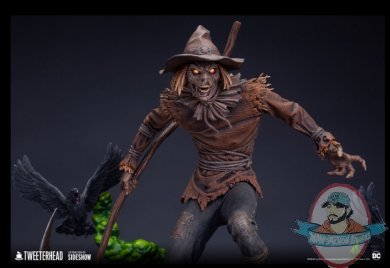 2021_08_11_09_20_57_dc_comics_scarecrow_maquette_by_tweeterhead_sideshow_collectibles.jpg
