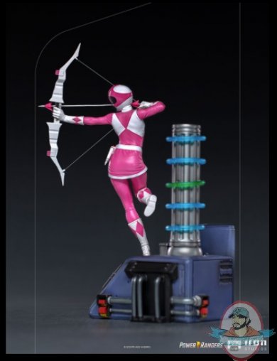 2021_08_11_10_30_27_pink_ranger_bds_art_scale_1_10_statue_by_iron_studios_sideshow_collectibles.jpg