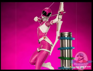 2021_08_11_10_30_53_pink_ranger_bds_art_scale_1_10_statue_by_iron_studios_sideshow_collectibles.jpg