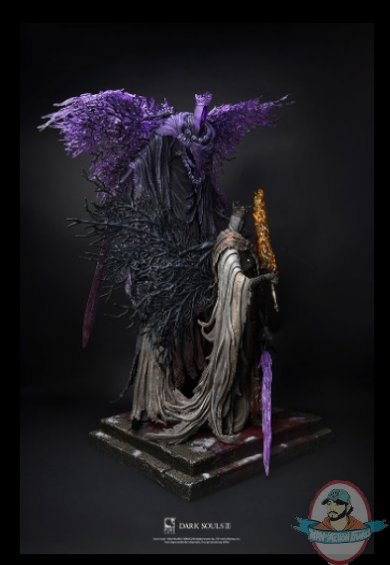 2021_09_07_01_11_13_pontiff_sulyvahn_deluxe_statue_by_purearts_sideshow_collectibles.jpg