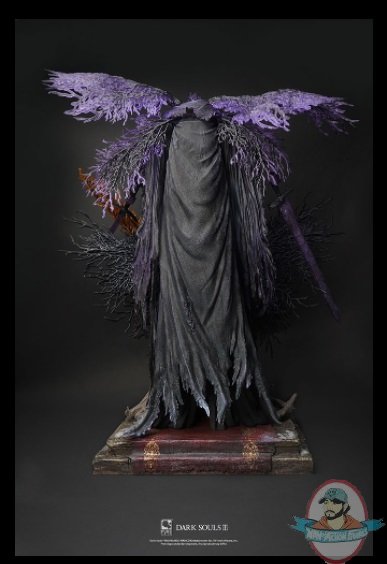 2021_09_07_01_11_26_pontiff_sulyvahn_deluxe_statue_by_purearts_sideshow_collectibles.jpg