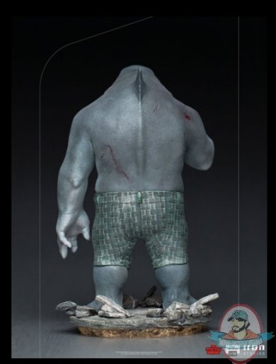 2021_09_08_19_21_16_king_shark_bds_art_scale_1_10_statue_by_iron_studios_sideshow_collectibles.jpg