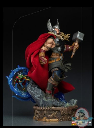 2021_09_15_21_20_09_thor_unleashed_deluxe_1_10_statue_by_iron_studios_sideshow_collectibles.jpg