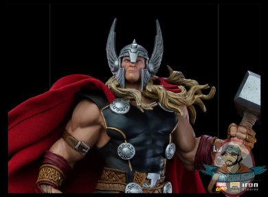 2021_09_15_21_21_16_thor_unleashed_deluxe_1_10_statue_by_iron_studios_sideshow_collectibles.jpg