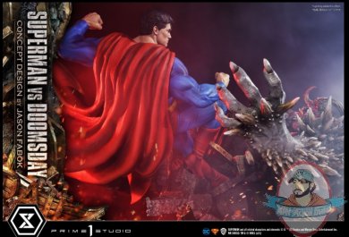 2021_09_15_21_40_49_superman_vs_doomsday_statue_by_prime_1_studio_sideshow_collectibles.jpg