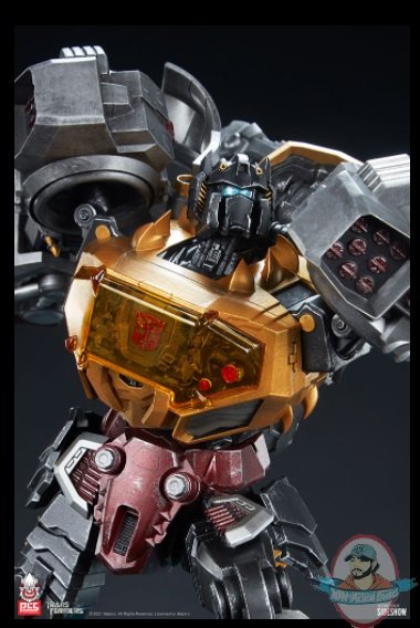 2021_10_06_08_38_40_transformers_grimlock_supreme_edition_diorama_by_pcs_sideshow_collectibles.jpg