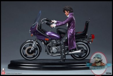 2021_10_29_10_58_59_prince_prince_tribute_statue_by_pcs_sideshow_collectibles.jpg