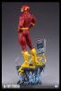 2021_12_21_10_53_33_dc_comics_the_flash_maquette_by_tweeterhead_sideshow_collectibles.jpg
