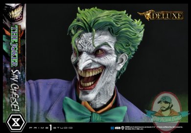 2022_01_07_11_59_48_the_joker_say_cheese_statue_by_prime_1_studio_sideshow_collectibles.jpg
