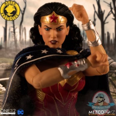 2022_01_19_13_23_24_one_12_collective_wonder_woman_classic_edition_mezco_toyz.jpg