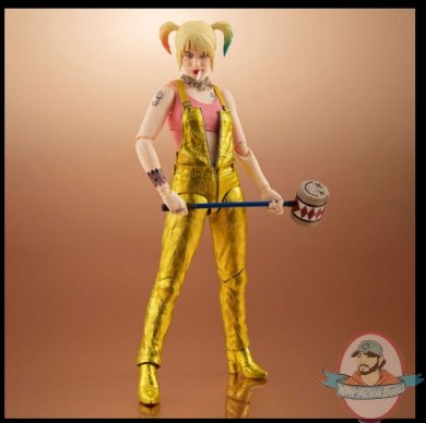 2022_01_31_14_31_34_harley_quinn_collectible_figure_by_bandai_sideshow_collectibles.jpg