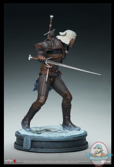 2022_02_08_17_35_50_geralt_statue_by_sideshow_collectibles_sideshow_collectibles.jpg