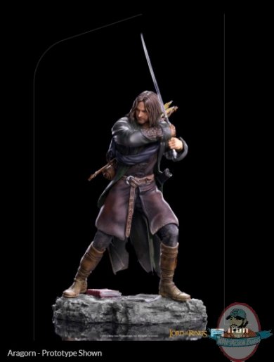 2022_02_10_14_05_58_aragorn_1_10_scale_statue_by_iron_studios_sideshow_collectibles.jpg