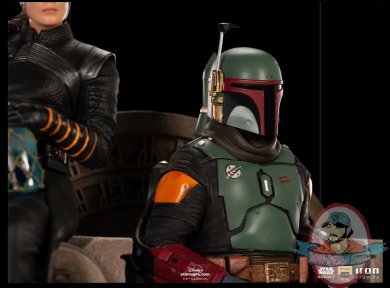 2022_04_13_14_44_14_boba_fett_fennec_shand_on_throne_deluxe_1_10_scale_statue_by_iron_studios_si.jpg